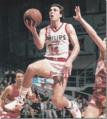 Piero Montecchi in maglia Tracer Milano, stagione 1987/88